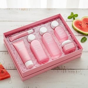 Sadoer Watermelon Nicotinamide 6-in-1 Complete Skincare Set. All products visible: Facial Cleanser, Essence Toner, Essence Lotion, Facial Serum, Eye Cream, and Essence Cream. Key ingredients list shown, focusing on 40% Watermelon Extract and Nicotinamide. Barcode: 6942349743405